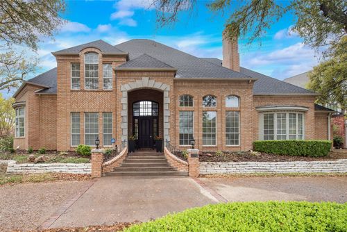 2801 Covey Pl, Plano, TX, 75093-4740 | Card Image