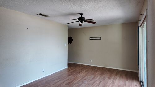 apt-210-2600 Penny Ln, Austin, TX, 78757-7605 | Card Image