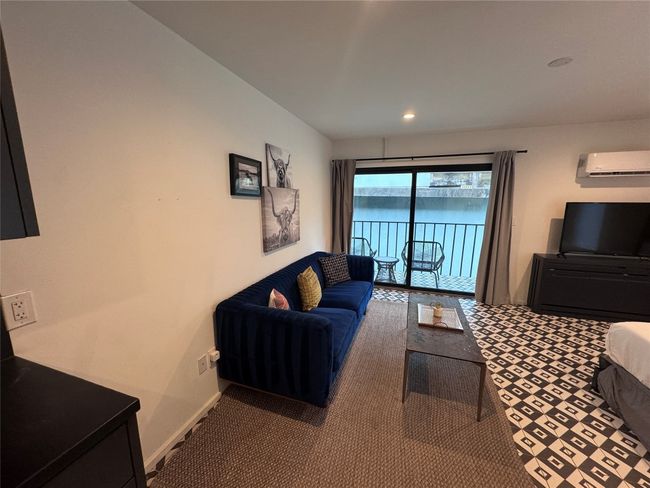 APT-201 - 201 Academy Dr, Condo with 0 bedrooms, 1 bathrooms and 1 parking in Austin TX | Image 11