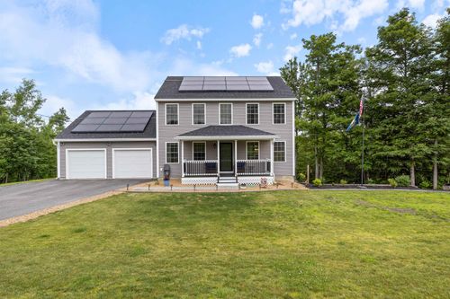 107 Richards Way, Farmington, NH, 03835-3671 | Card Image