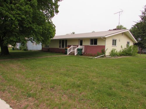 202 W Main St, Ceylon, MN, 56121-5004 | Card Image