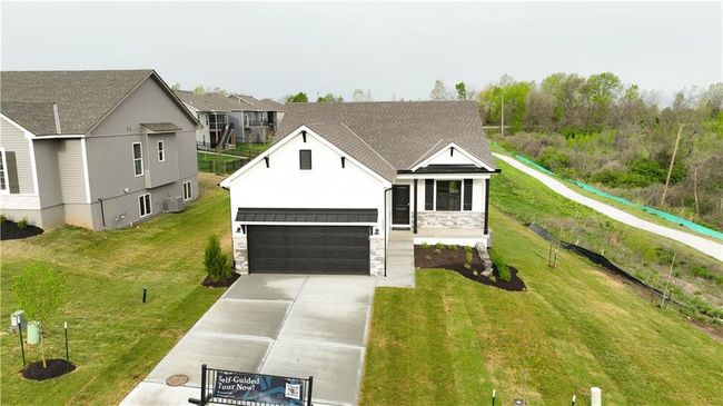2437 Nw Sunnyvale Ct, House other with 3 bedrooms, 2 bathrooms and null parking in Blue Springs MO | Image 17