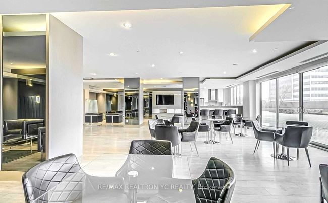 1007 - 7165 Yonge St, Condo with 2 bedrooms, 1 bathrooms and 1 parking in Thornhill ON | Image 23
