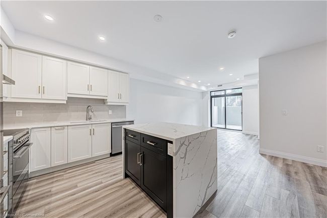 103 - 153 Wilson St W, House attached with 2 bedrooms, 2 bathrooms and 2 parking in Ancaster ON | Image 8