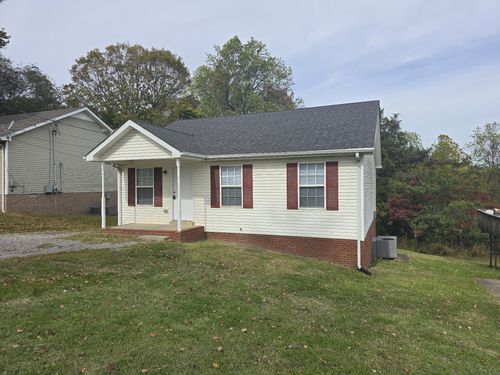 2404 N Ford St, Clarksville, TN, 37042-4396 | Card Image
