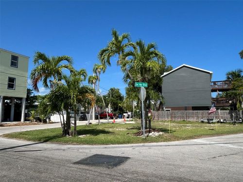 3 El Monte Ln, Key West, FL, 33040-5415 | Card Image