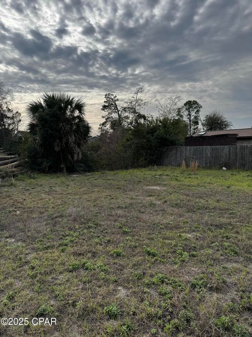 2137 Briawood Cir, Panama City, FL, 32405-2023 | Card Image
