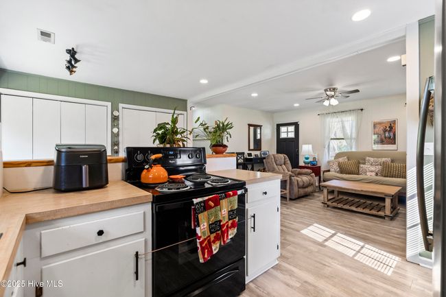 796 Old Folkstone Rd, House other with 3 bedrooms, 2 bathrooms and null parking in Sneads Ferry NC | Image 18