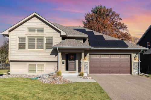 7430 51st Ave N, New Hope, MN, 55428-3227 | Card Image