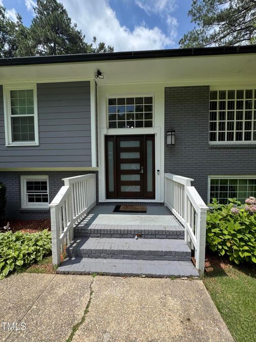 1513 Shelley Rd, Raleigh, NC, 27612-5943 | Card Image