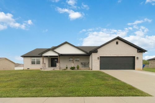 154 Patriot Trl, Berea, KY, 40403-8855 | Card Image