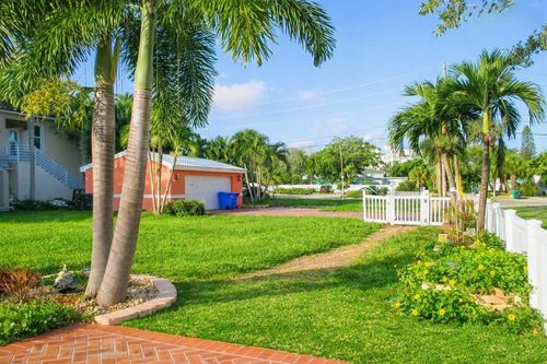 11855 1st St E, Treasure Island, FL, 33706-5103 | Card Image
