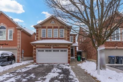 10 Faithknight Crt, House other with 3 bedrooms, 4 bathrooms and 4 parking in Brampton ON | Image 1