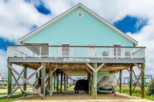 172 Rosethorn Ln, Grand Isle, LA, 70358-9782 | Card Image