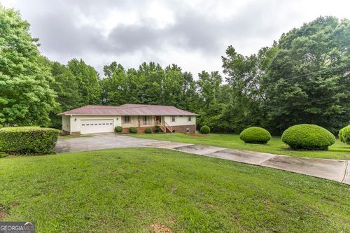 411 Hickory Ln, Griffin, GA, 30223-1037 | Card Image