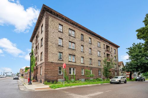 apt-3b-343 E 19th St, Minneapolis, MN, 55404-1852 | Card Image
