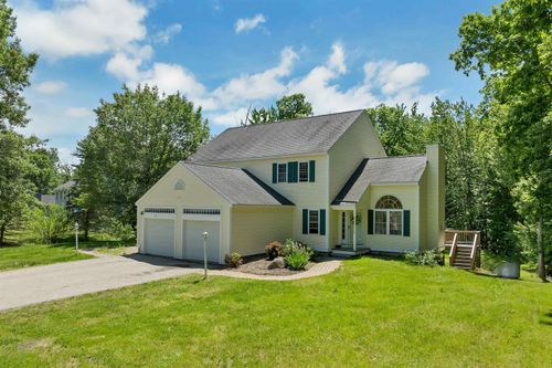 2-210 Kent Farm Rd, Hampstead, NH, 03841-2141 | Card Image