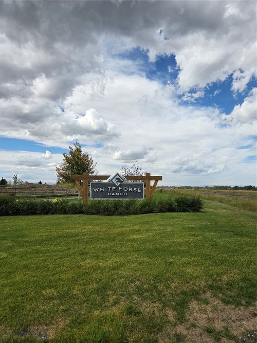 302 Swayback Ln, Bozeman, MT, 59718-1220 | Card Image