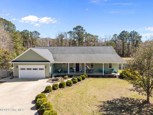 641 Edgewood Ave, Newport, NC, 28570-9367 | Card Image