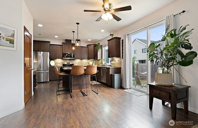 Thoughtfully designed layout with great separation of space between rooms for entertaining. | Image 8