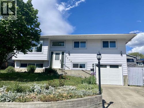 3013 11 St, Vernon, BC, V1T7V1 | Card Image
