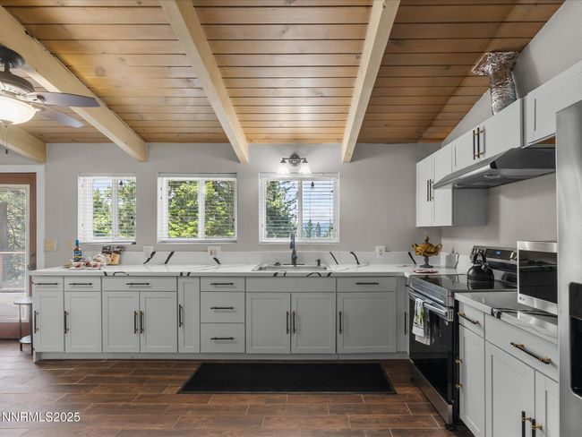 699 Lakeview Dr, House other with 3 bedrooms, 2 bathrooms and 2 parking in Zephyr Cove NV | Image 13