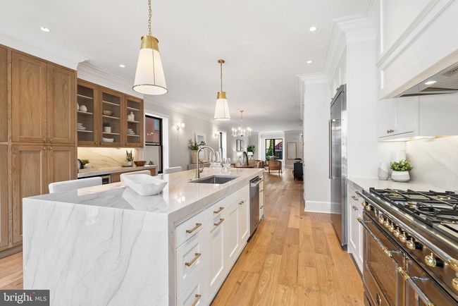 1720 15 Th St Nw, Townhouse with 6 bedrooms, 5 bathrooms and null parking in WASHINGTON DC | Image 13