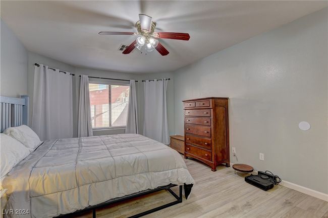 6550 First View Ave, House other with 3 bedrooms, 2 bathrooms and null parking in Las Vegas NV | Image 14
