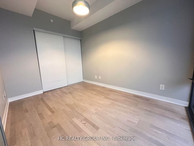1706 - 57 St Joseph St, Condo with 2 bedrooms, 1 bathrooms and 1 parking in Toronto ON | Image 13