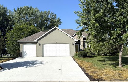 350 Trailstone Dr Sw, Cokato, MN, 55321-4229 | Card Image