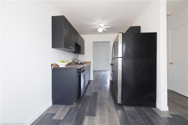 13 - 10 Millcreek Rd, Townhouse with 3 bedrooms, 2 bathrooms and 1 parking in Cambridge ON | Image 7