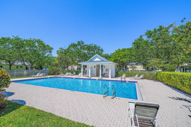 138 Poinciana Dr, House other with 3 bedrooms, 3 bathrooms and null parking in Jupiter FL | Image 27