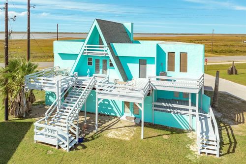 131 Point Lafitte Ct, Surfside Beach, TX, 77541-9582 | Card Image
