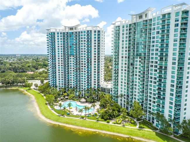 APT-1603N - 2641 N Flamingo Rd, Condo with 2 bedrooms, 2 bathrooms and null parking in Sunrise FL | Image 23