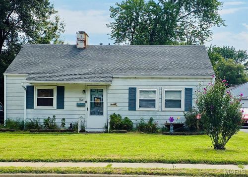 1105 Wabash Ave, Belleville, IL, 62220-3367 | Card Image