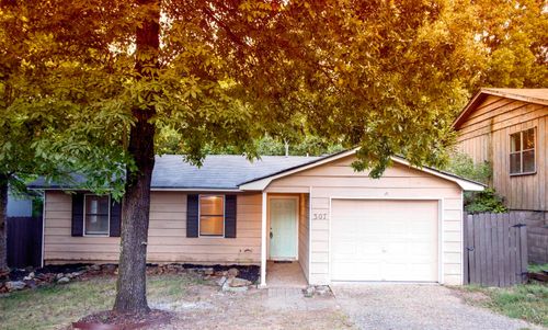 307 Trumpler St, Little Rock, AR, 72211-3367 | Card Image