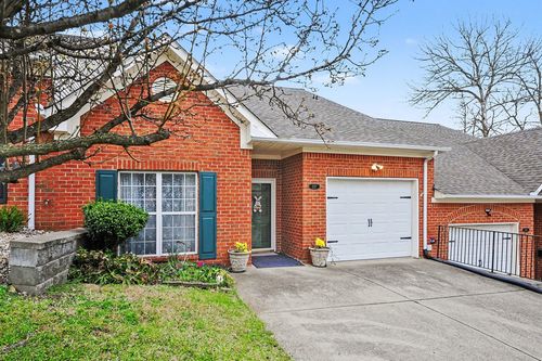 221 Wyndom Ct, Goodlettsville, TN, 37072-2174 | Card Image
