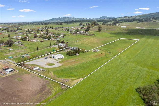 166 Davis Ln, House other with 3 bedrooms, 2 bathrooms and 15 parking in Penngrove CA | Image 6
