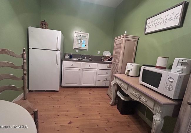 breakroom | Image 19