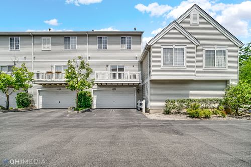 1842 Concord Dr, Glendale Heights, IL, 60139-1898 | Card Image