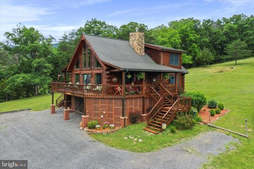 141 Rose Patch Dr, PETERSBURG, WV, 26847-8226 | Card Image
