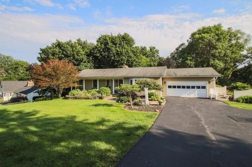 522 Thornell Rd, Pittsford, NY, 14534-9741 | Card Image