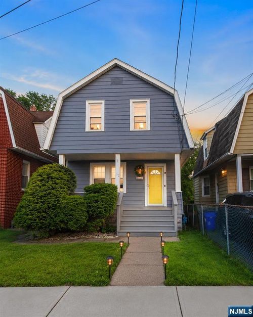 132 Jerome Pl, Bloomfield, NJ, 07003-4916 | Card Image