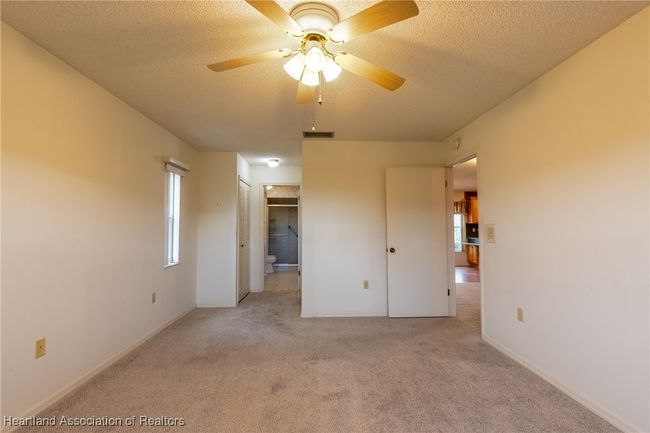 321 Grove Cir, Condo with 2 bedrooms, 2 bathrooms and null parking in AVON PARK FL | Image 21