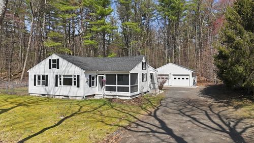 292 Gold St, Belchertown, MA, 01007-9533 | Card Image