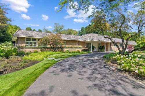 49 Estate Dr, Glencoe, IL, 60022-1205 | Card Image