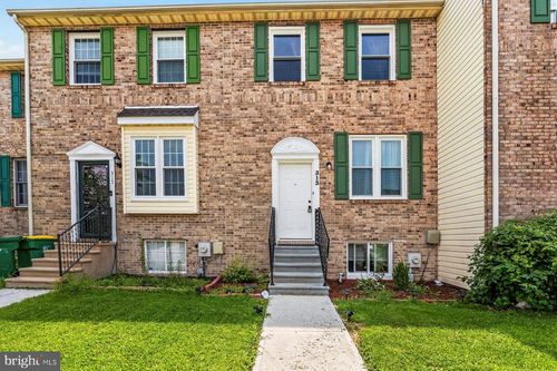 313 Goldsmith Ln, NEWARK, DE, 19702-5928 | Card Image