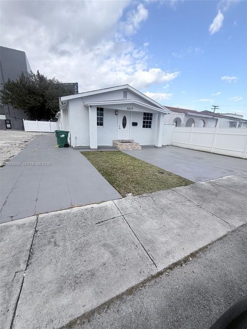 6829 Sw 25th St, Miami, FL, 33155-2903 | Card Image