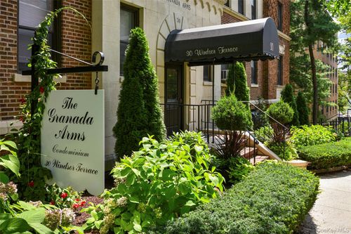 5a-30 Windsor Ter, White Plains, NY, 10601-3729 | Card Image