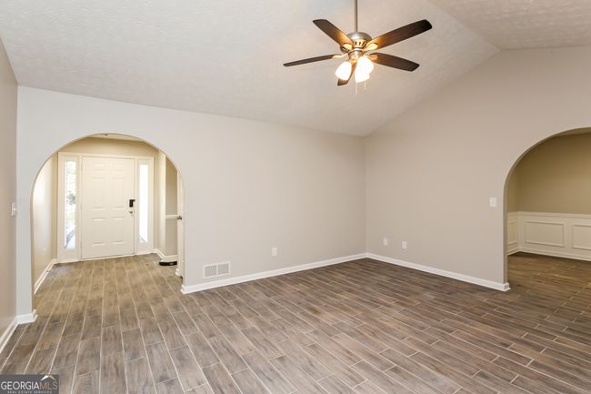 2045 Amberly Glen Way, House other with 3 bedrooms, 2 bathrooms and null parking in Dacula GA | Image 10